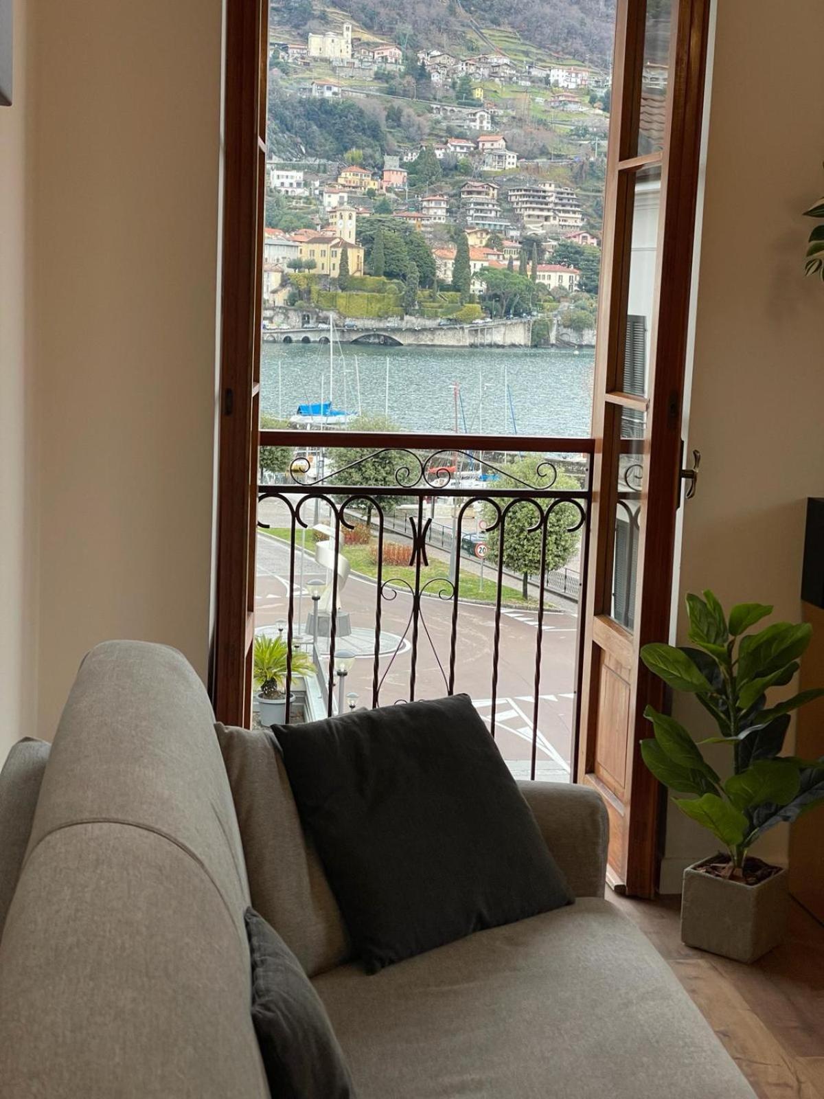Lakeside Apartment กราเวโดนา ภายนอก รูปภาพ